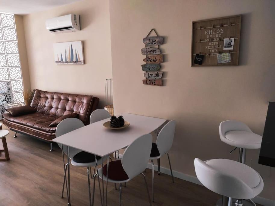 Estudio Centrico En Torremolinos Zewnętrze zdjęcie